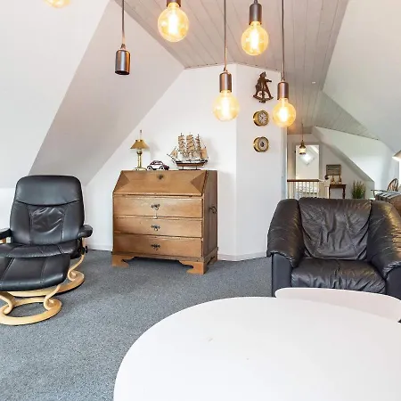 Six-bedroom Holiday In 1 布拉万德